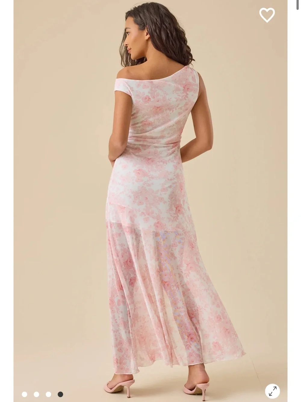 New with tags Samara Mesh Maxi Dress